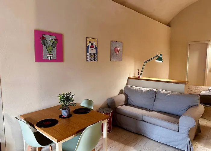 Nel Centro Storico Di مولفيتا